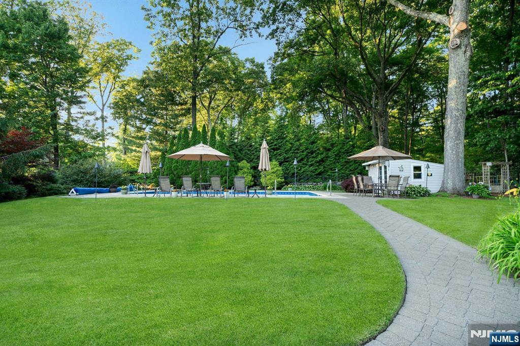 195 Overlook Place — photo 32