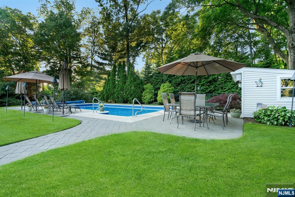 195 Overlook Place — photo 37