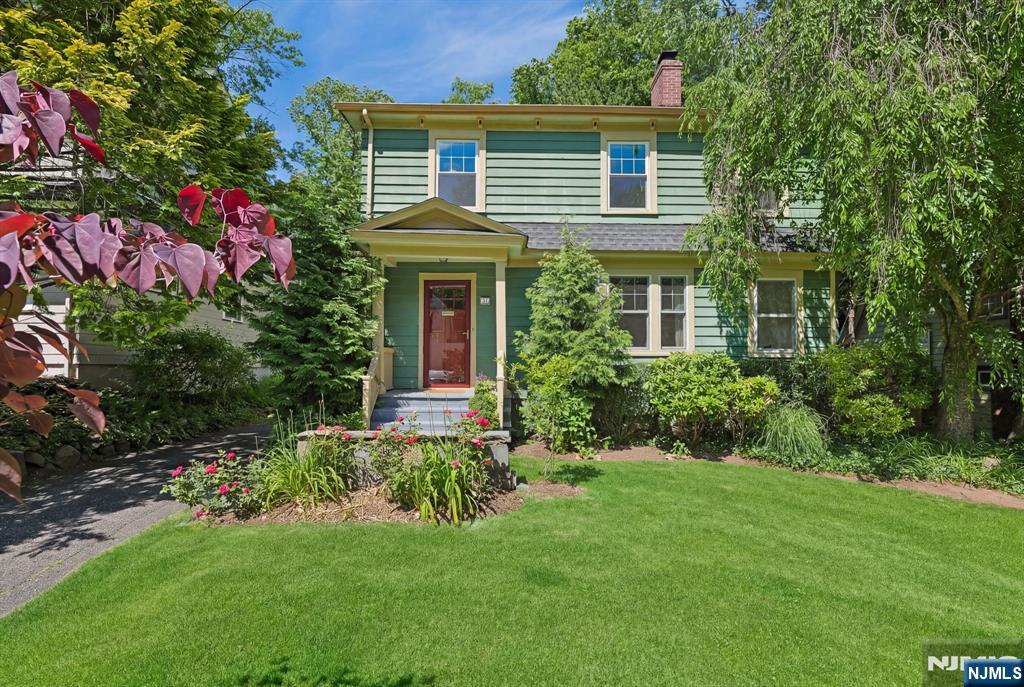 31 Macopin Avenue - Photo 1