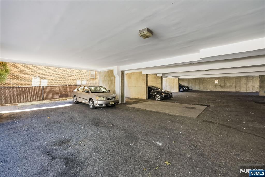 319 Gorge Rd #C0007, Cliffside Park, NJ 07010