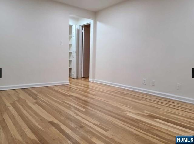 2207B Center Avenue - Photo 2