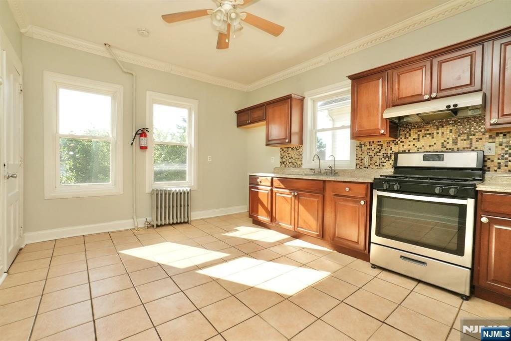 83 Berkeley Avenue — photo 14