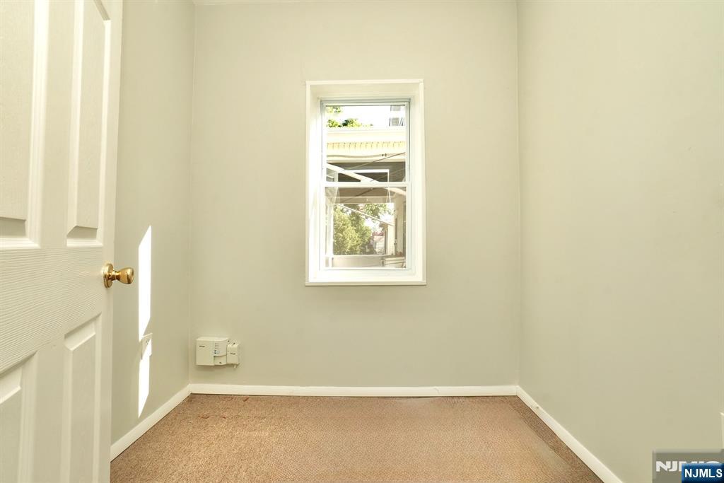83 Berkeley Avenue — photo 26