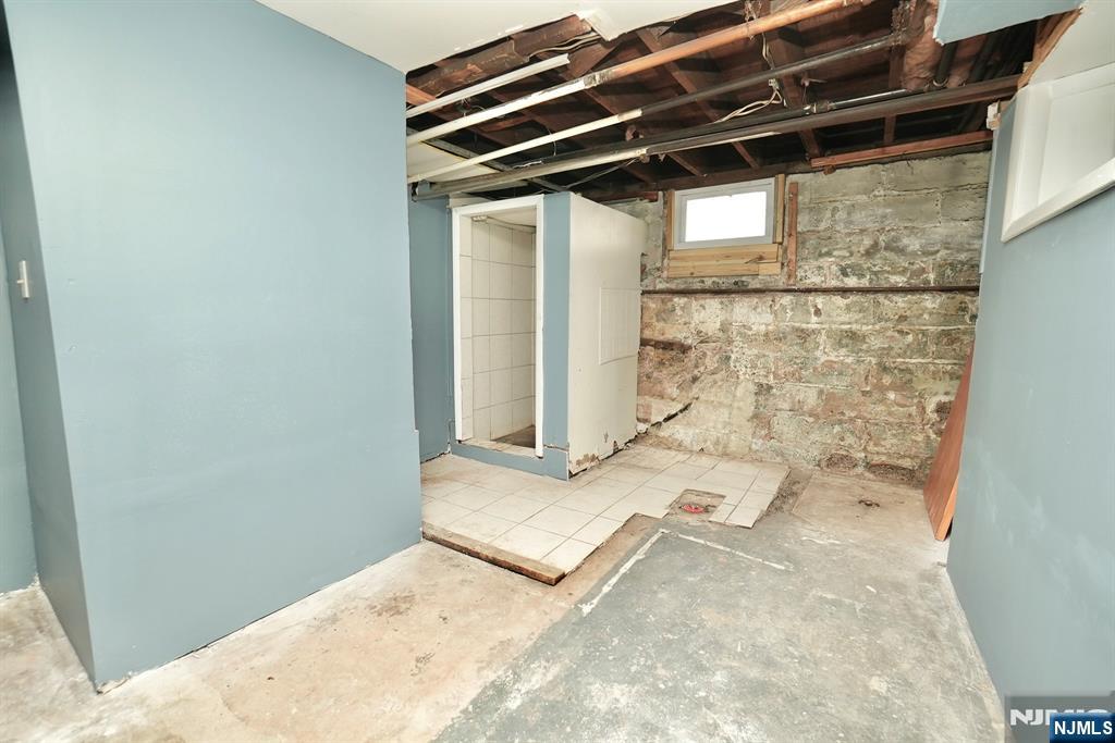 83 Berkeley Avenue — photo 30