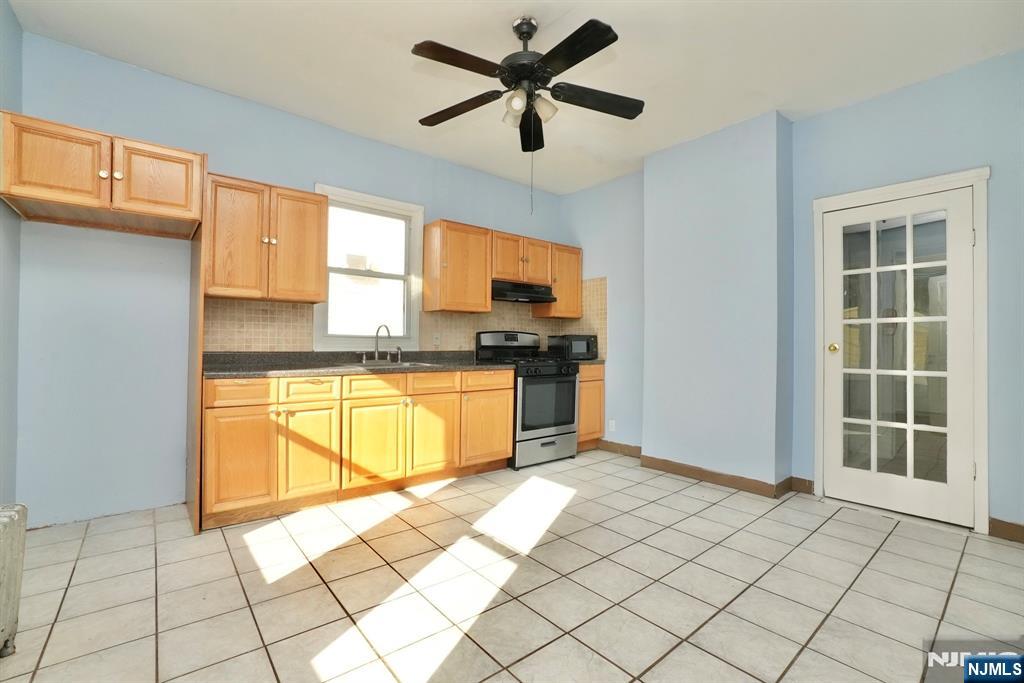 83 Berkeley Avenue — photo 6