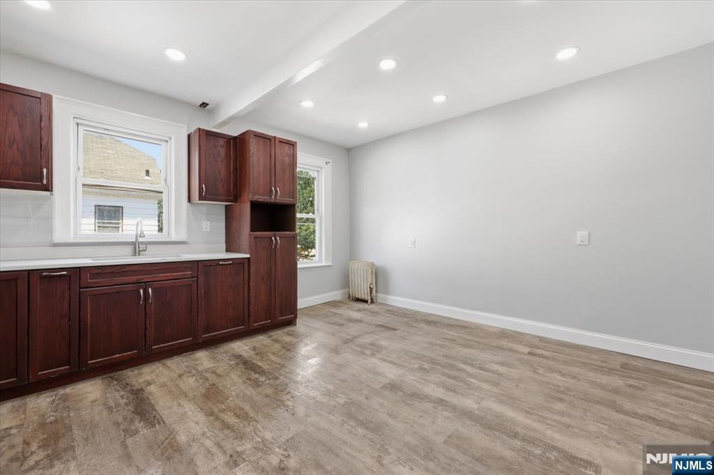 90 Dewitt Place 2 - Photo 3