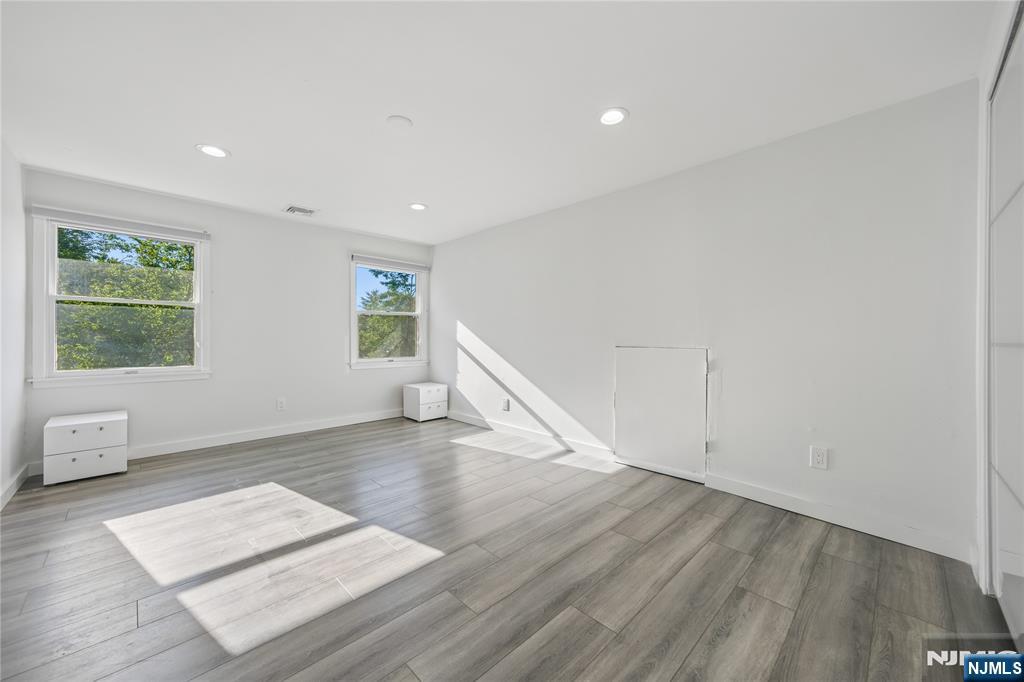 13 Munsey Road — photo 27