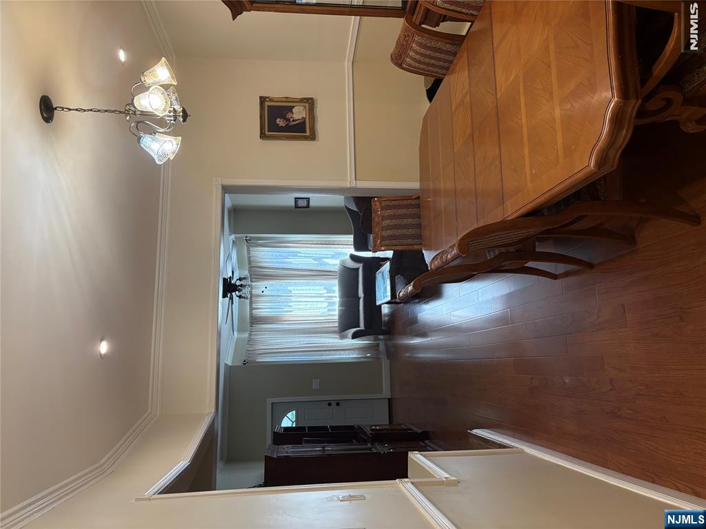 400 Summer Avenue - Photo 3