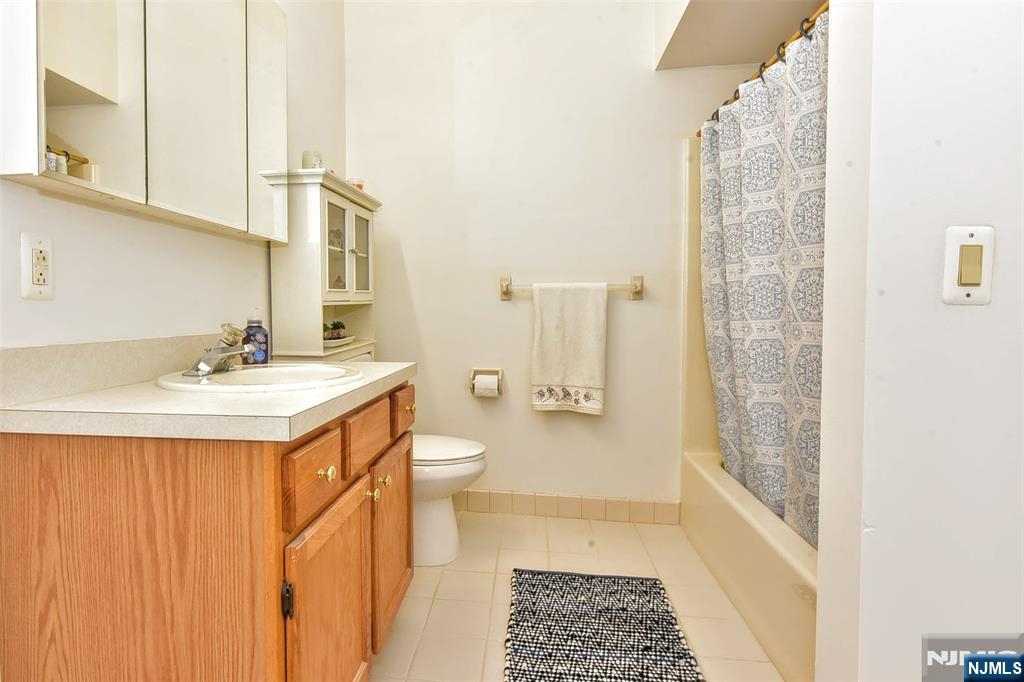 5420 Richmond Road 420 - Photo 2