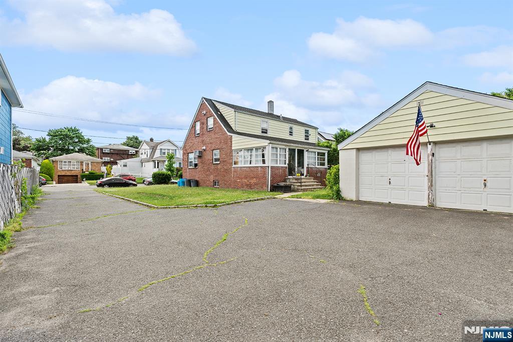 57 Devon Street - Photo 2