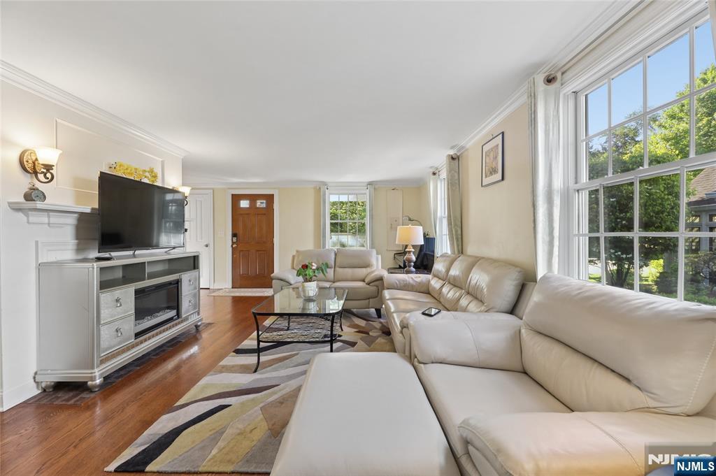 179 Lakewood Avenue - Photo 5