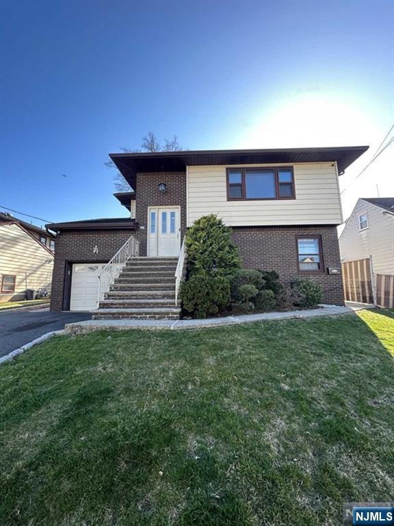 242 Paterson Avenue - Photo 1