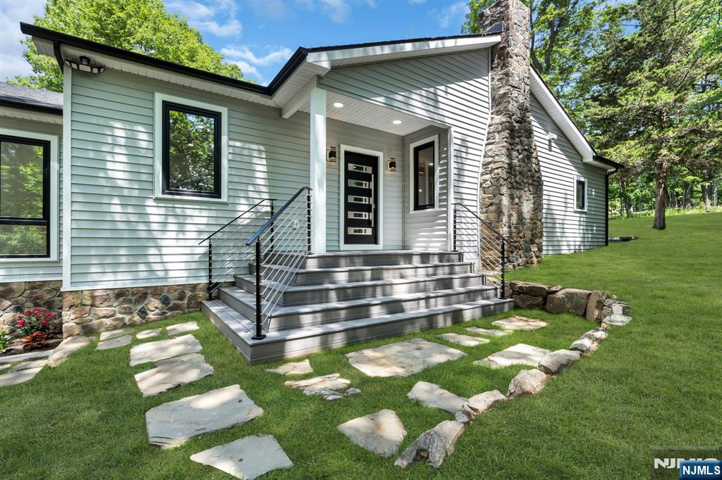 68 North Road - Photo 2