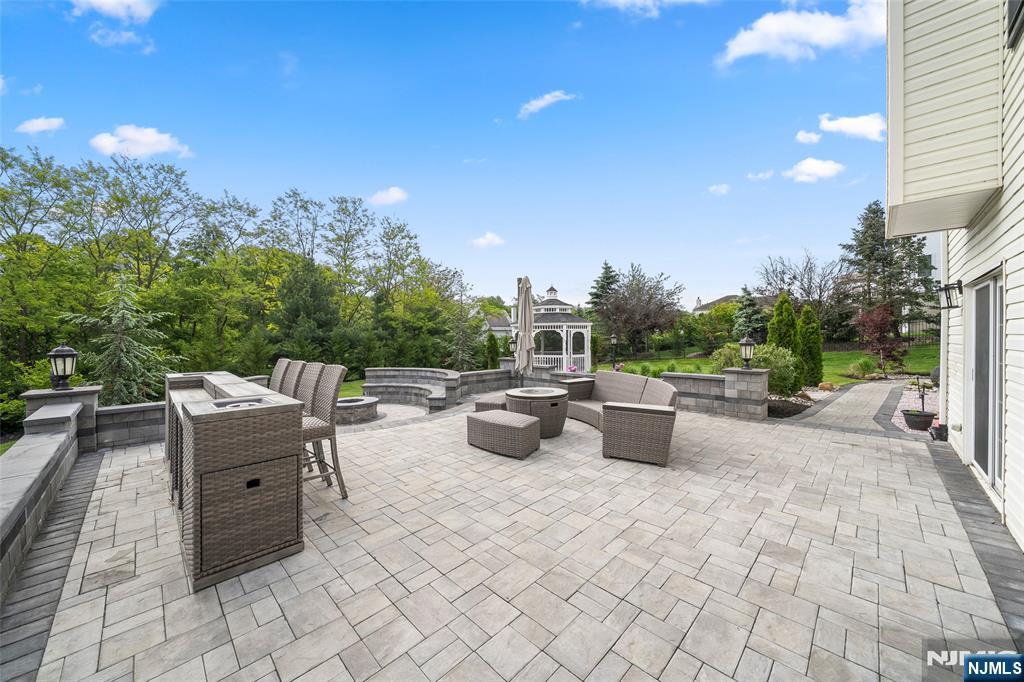 6 Christinalynn Drive — photo 28