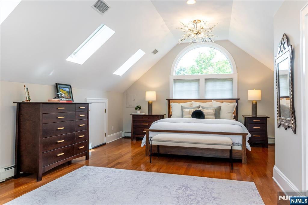 275 Highwood Avenue - Photo 15
