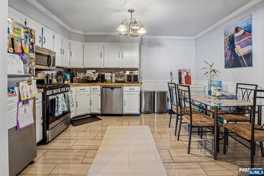 483 Forest Street 503 - Photo 3
