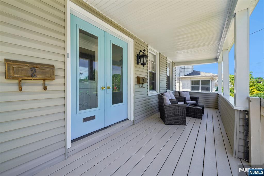 14 Grove Terrace - Photo 3