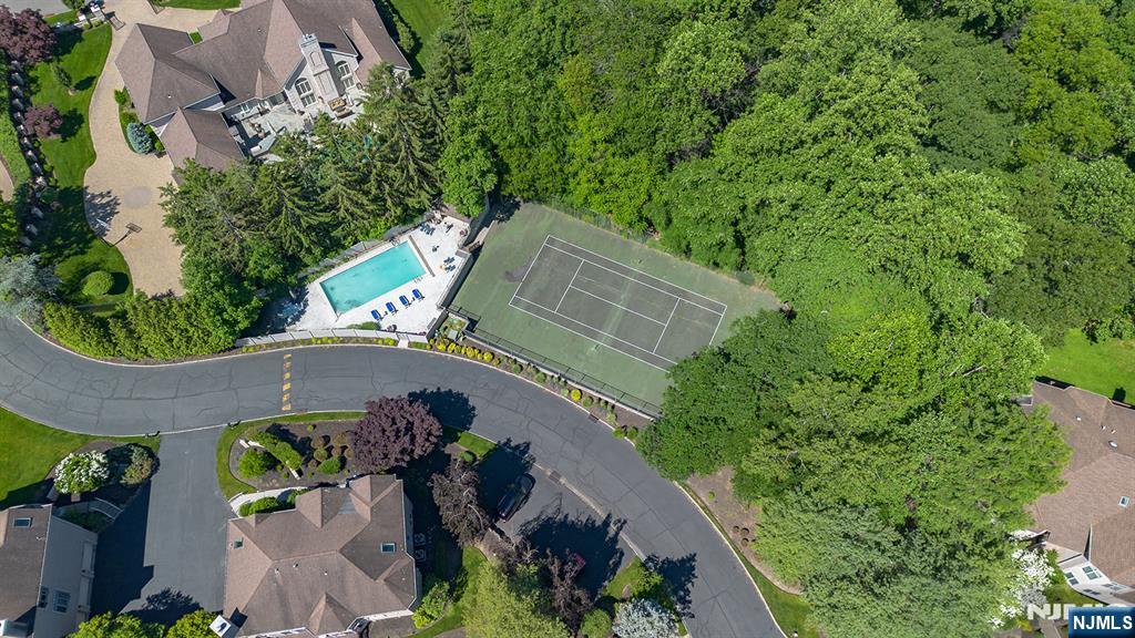 307 Daffodil Drive — photo 42