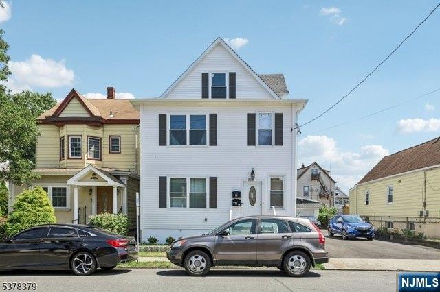 115 Wallington Avenue - Photo 1