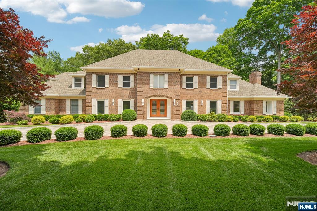 807 Sussex Road - Photo 1