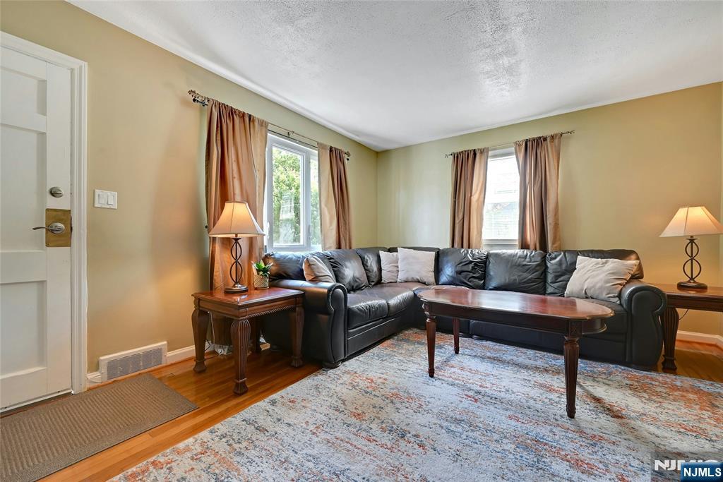 85 Edison Street - Photo 5