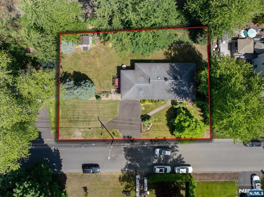 22 Lake St, Hillsdale, NJ 07642