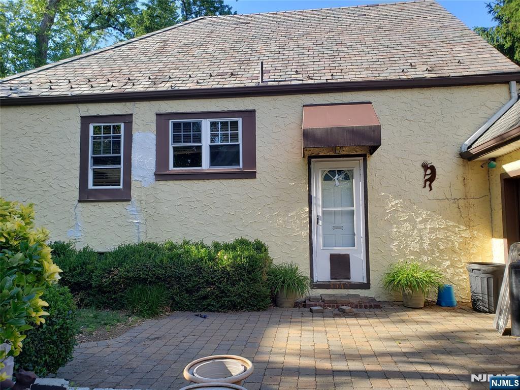 216 N Ross Place - Photo 5