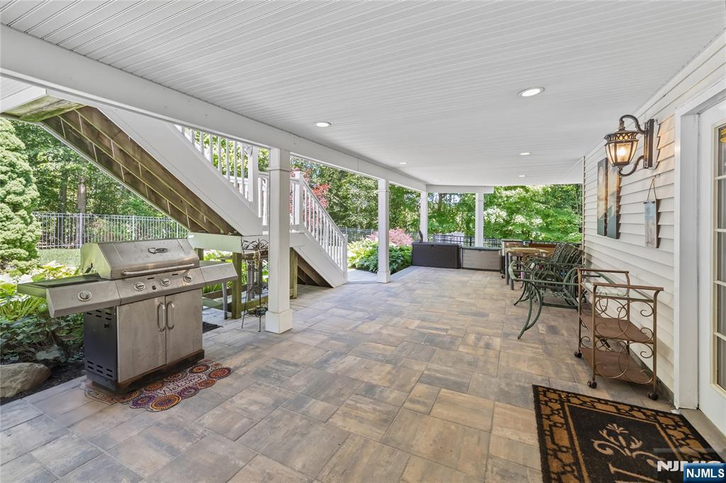 525 Kings Point Trail — photo 31