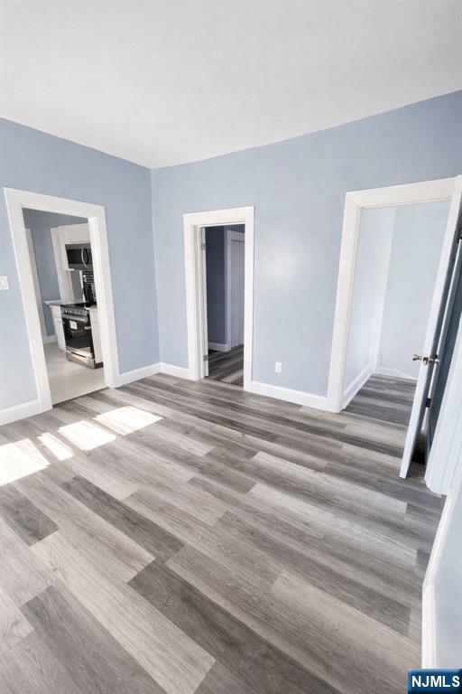 204 Demott Avenue 2 - Photo 3