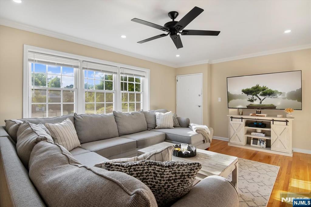 149 Ridge Gardens A - Photo 1