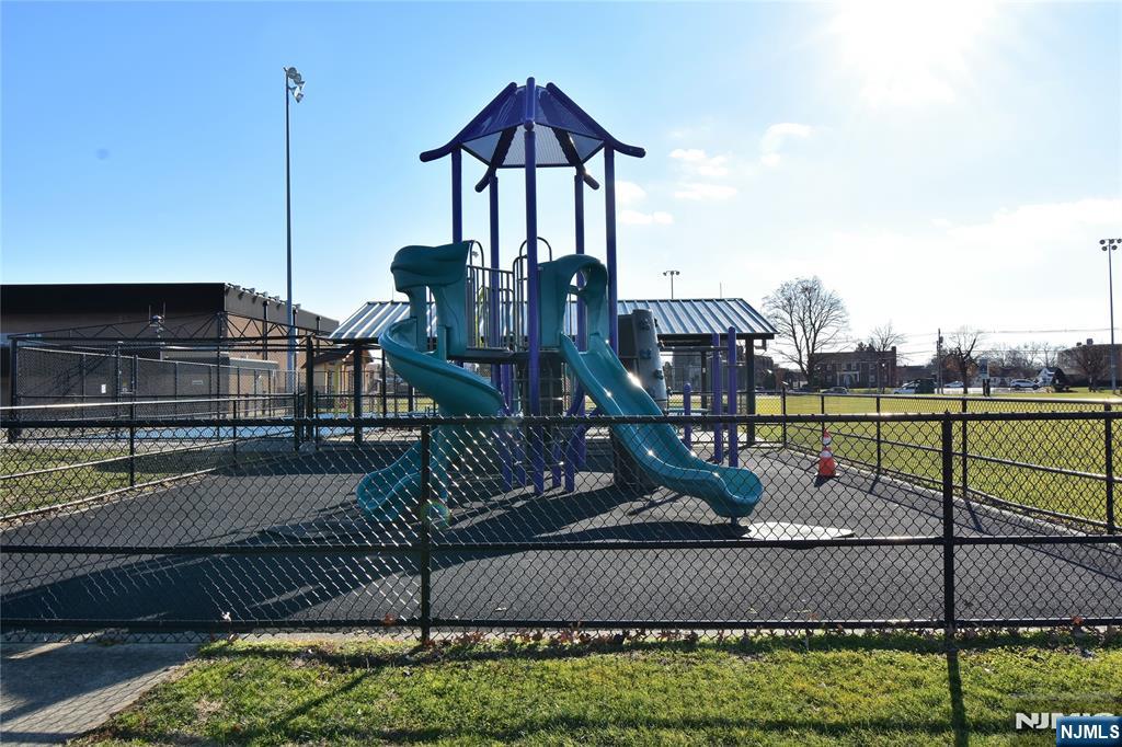 164 Page Street — photo 46