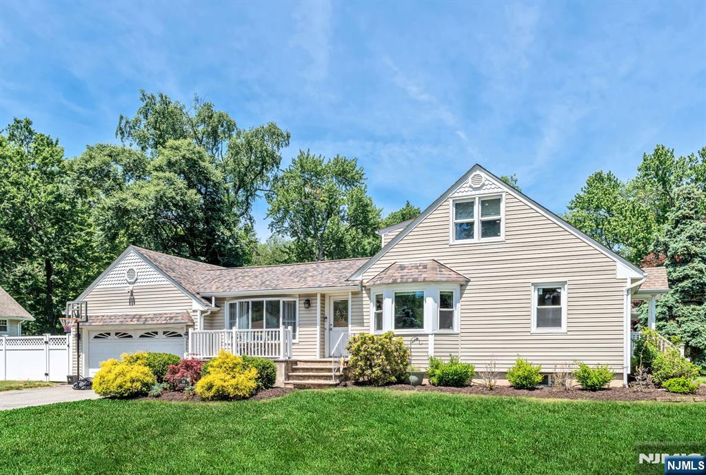109 Greenwood Avenue - Photo 1