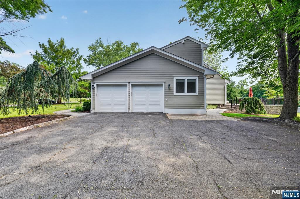 22 Glen Carl Road - Photo 4
