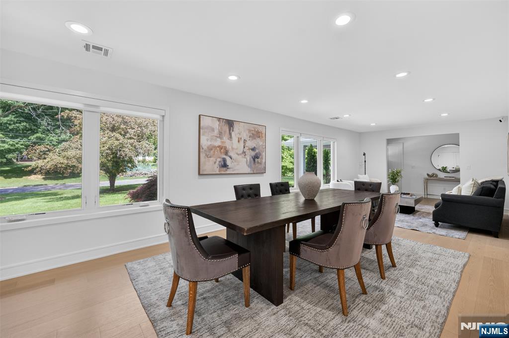 22 Glen Carl Road — photo 8