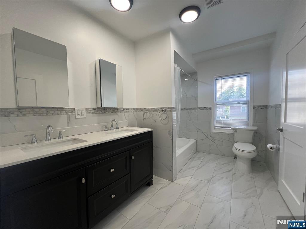196 2nd Street 1 - Photo 4