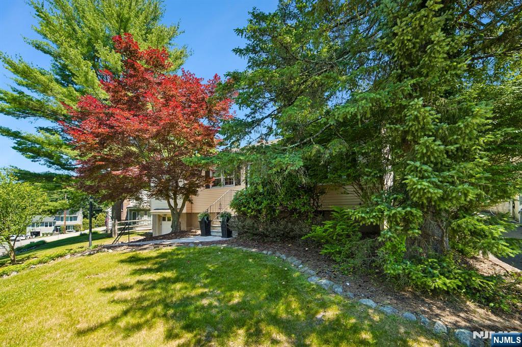 74 Minnehaha - Photo 3