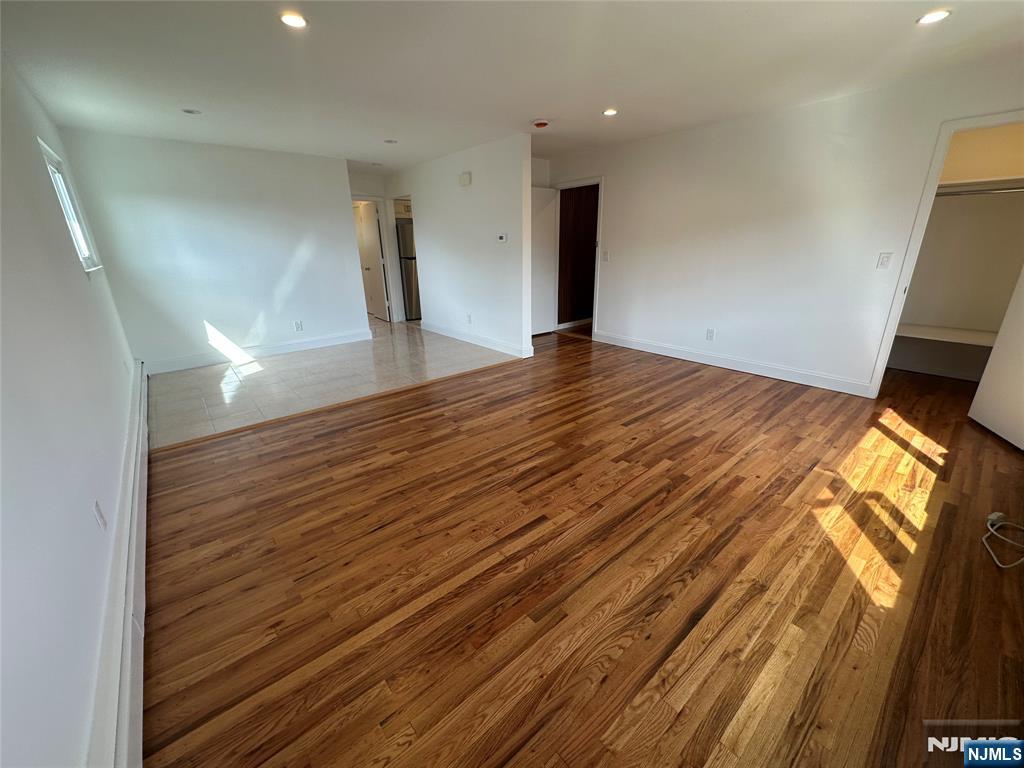 219 Cliff Street 2 - Photo 4