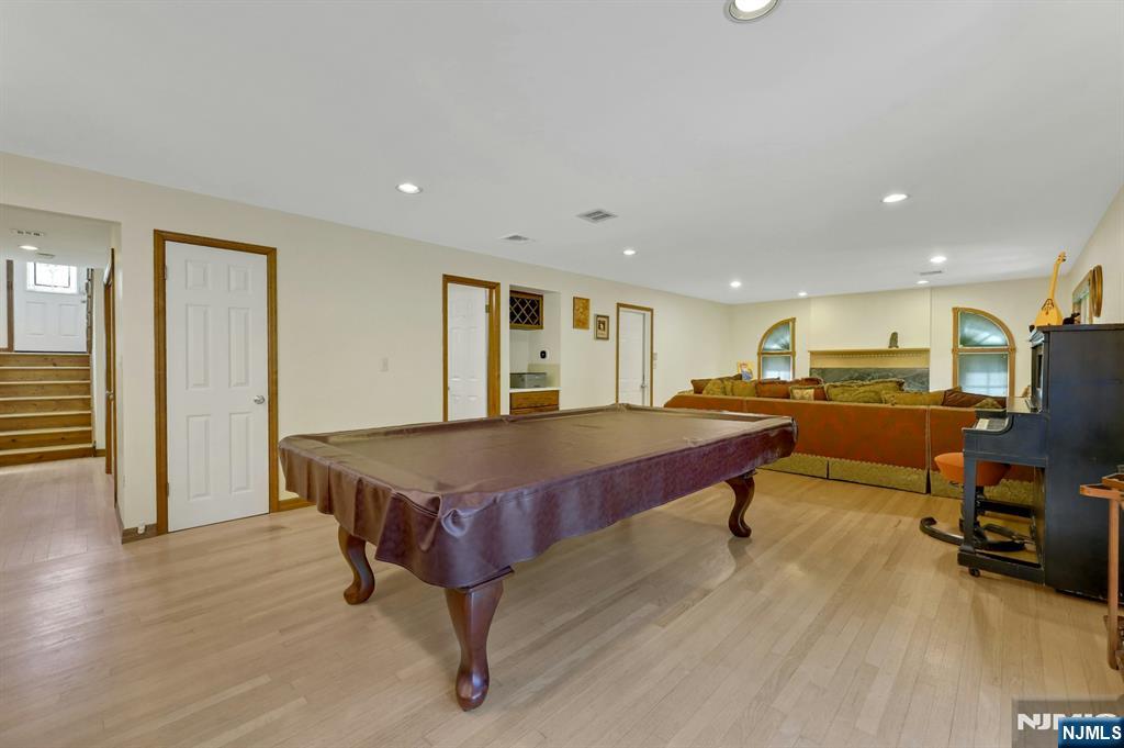348 Highwood Avenue — photo 26