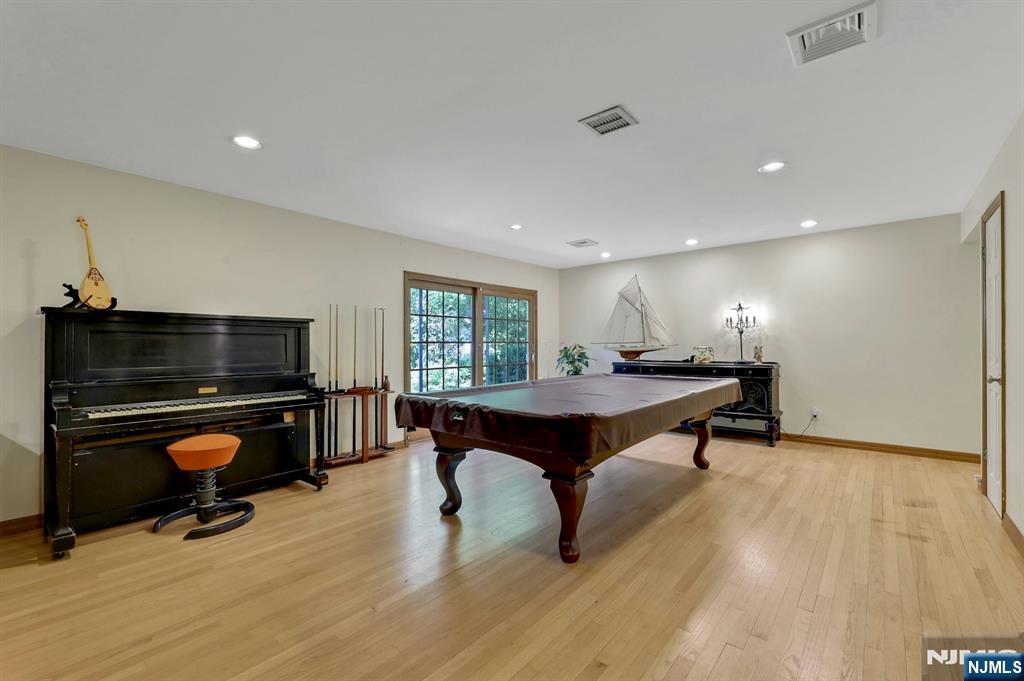 348 Highwood Avenue — photo 28