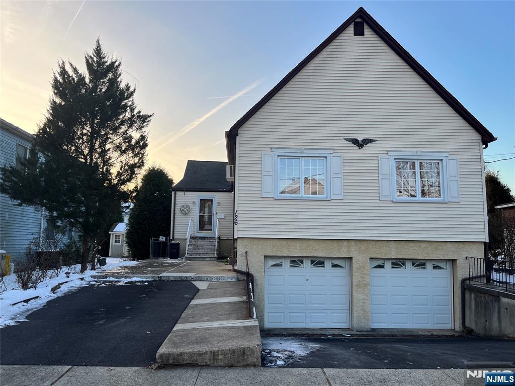 126 California Avenue A - Photo 1