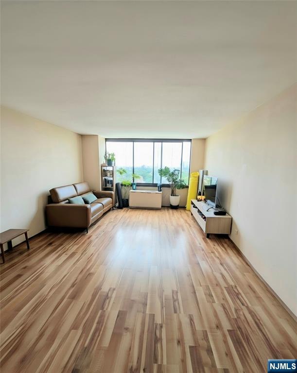 770 Anderson Avenue 18F - Photo 4