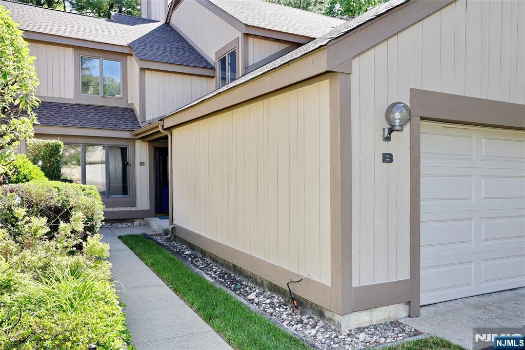 504 Aspen Lane 5042 - Photo 3