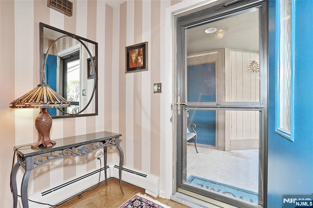 504 Aspen Lane 5042 - Photo 5