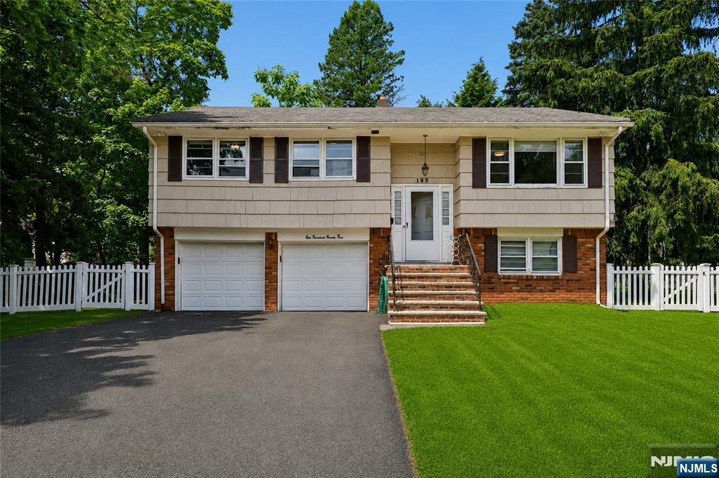 195 4th Street - Photo 1