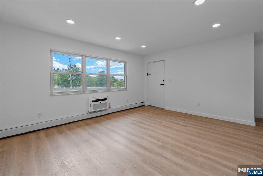 313 Grantwood Boulevard 6 - Photo 5