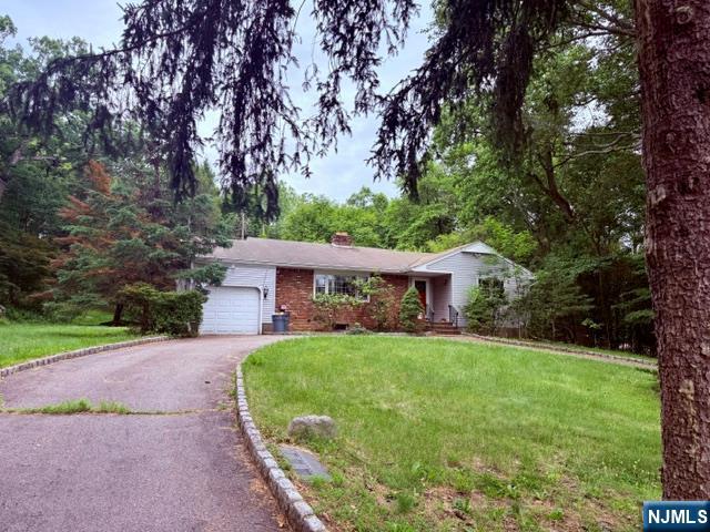 71 Glasgow Ter, Mahwah, NJ 07430