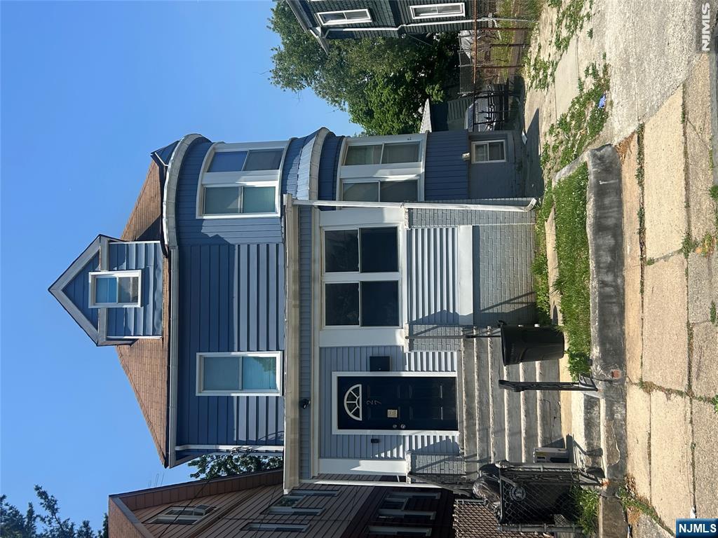 27 Richelieu Terrace