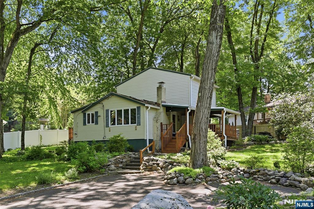 9 Juniper Trail - Photo 1