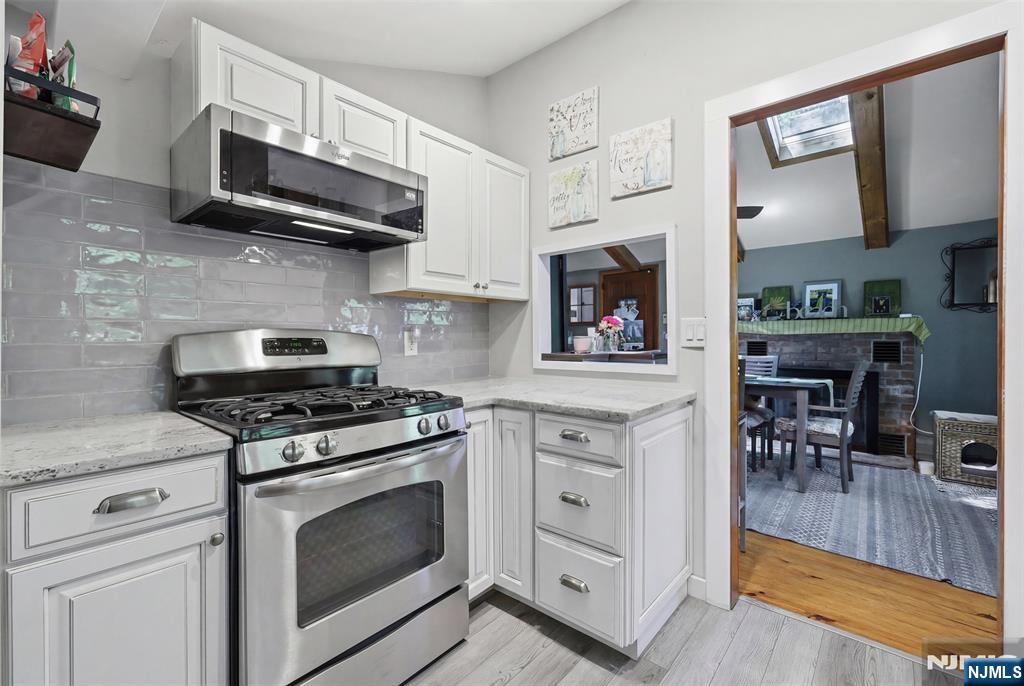 4th image of 9 Juniper Trl, Kinnelon Borough, NJ 07405 | MLS# 26021627