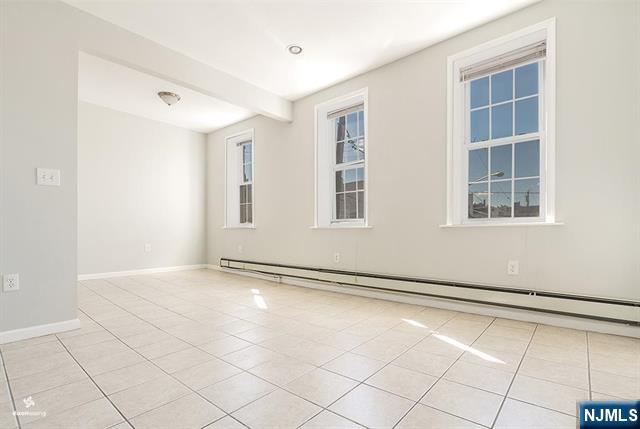 1320 44th Street - Photo 4